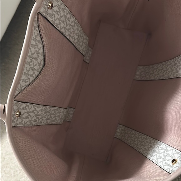 Michael Kors Cream and Pink Monogram Tote - Picture 7 of 13